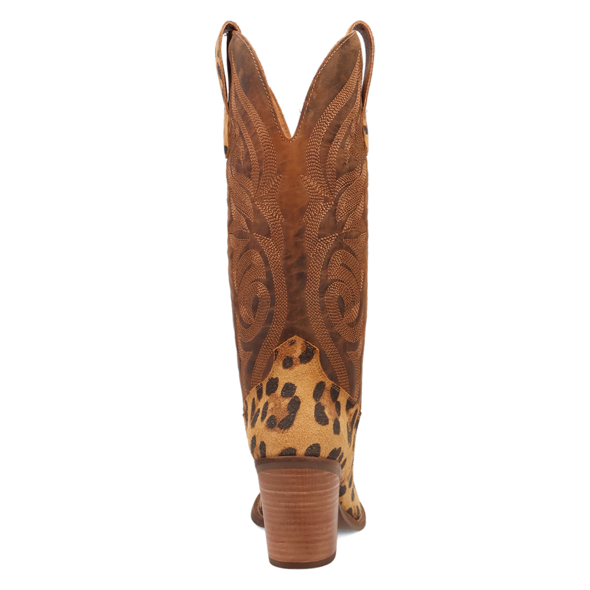 Full-body styled outfit with Hensley leather boots