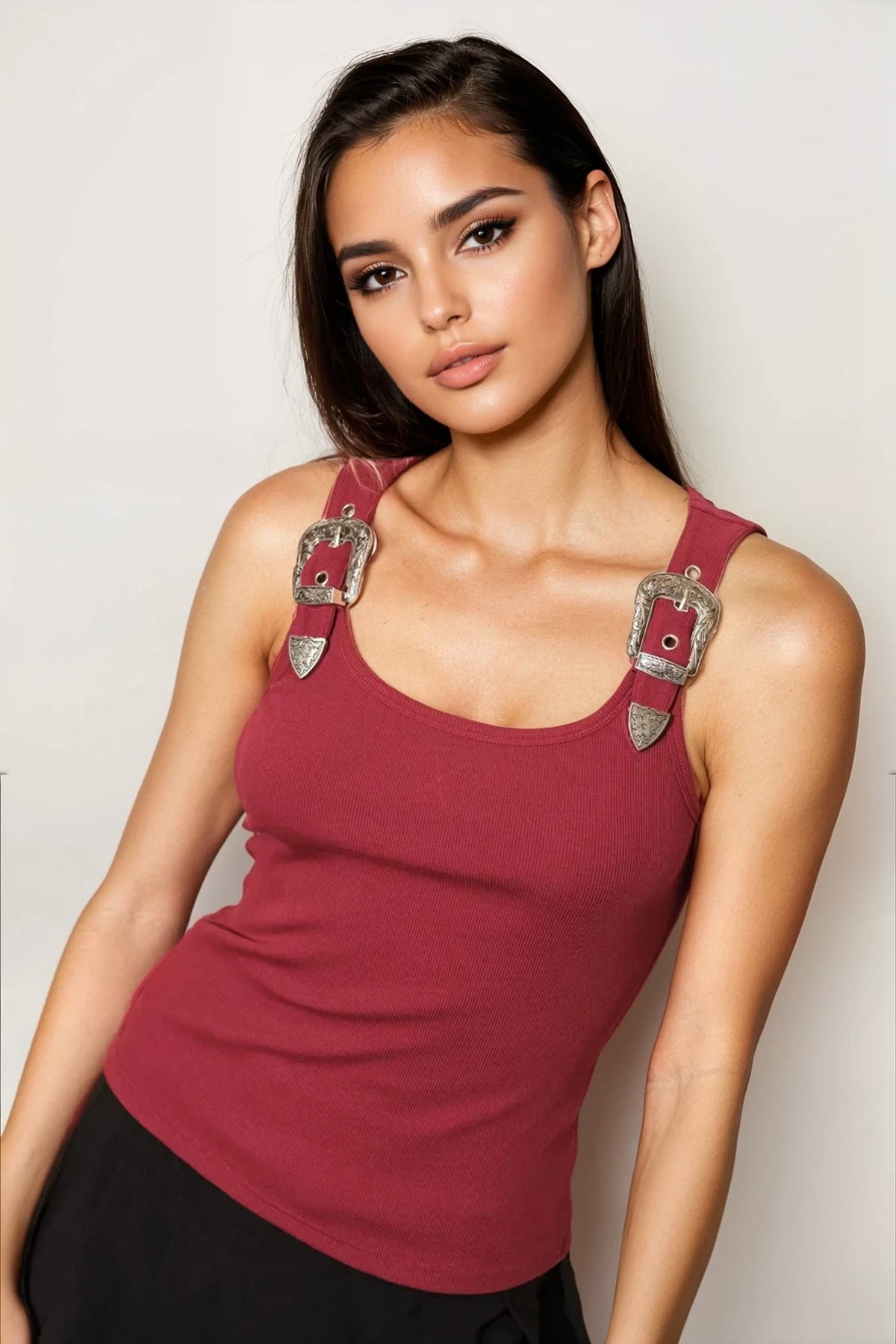 Soft and versatile ribbed tank top for any occasion