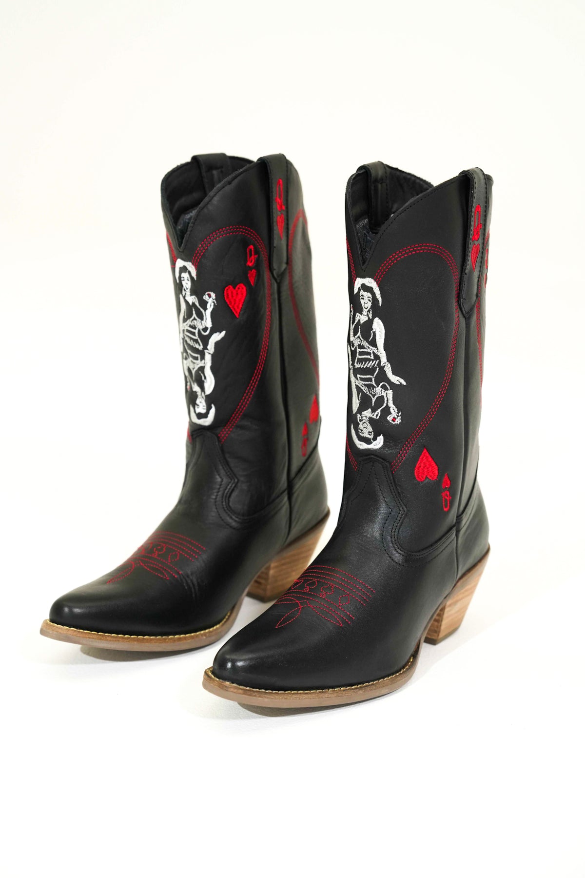 Queen A Hearts Leather Boot in Black