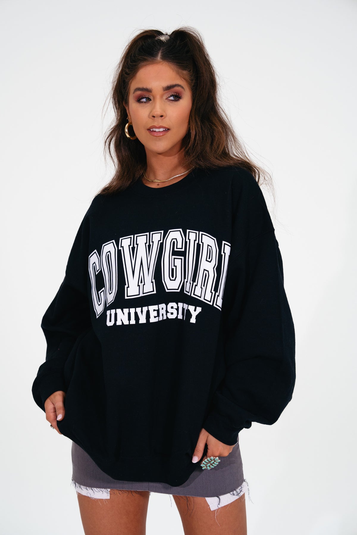 Cowgirl University Sweatshirt in Black