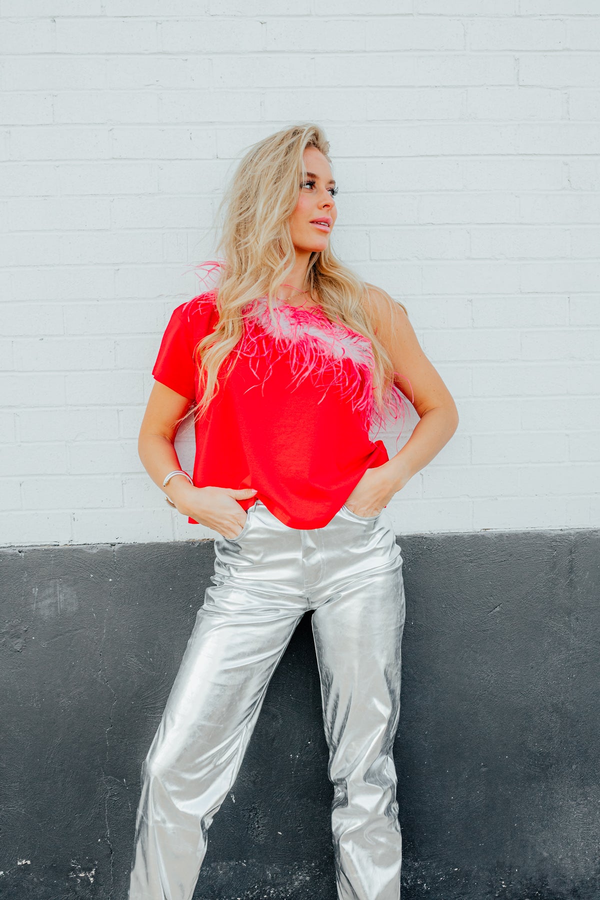 QUEEN OF SPARKLES One Shoulder Feather Tee